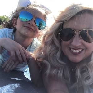 Meet your Posher, Mitsy